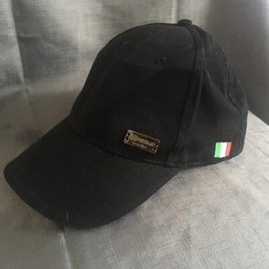 Gorra de béisbol Merlo, negra, usada. - Imagen 1 de 13