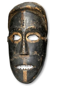 Eine Ngbaka Afrikanische Maske - Bild 1 von 4
