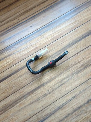 VW Audi S8 A8 2013-2017 4,0 L V8 línea de fusibles manguera línea de combustible 079133986AF OEM Foto 1 de 4