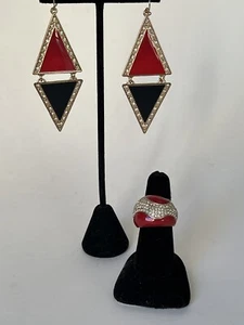 VTG Set Fashion Earrings & Ring Sz8 Unsigned -Red /Black Metal Enamel Stud - Picture 1 of 5