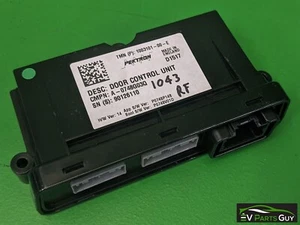 Tesla Model S 2012-2021 FRONT DOOR CONTROL MODULE- RIGHT PASSENGER- 1003101-00-E - Picture 1 of 4
