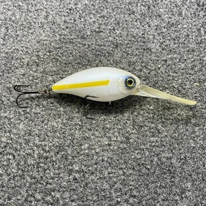 Jackall Muscle Deep 10+ Diving Crankbait Lure 2.5" 1/2oz - Chartreuse Shad - Picture 1 of 8