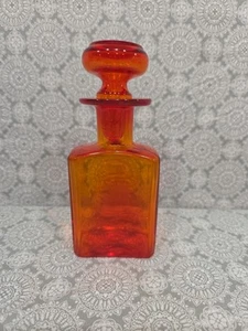 7" AMBERINA ORANGE ART GLASS BOTTLE RAINBOW GLASS COMPANY WEST VIRGINIA VINTAGE - Picture 1 of 9