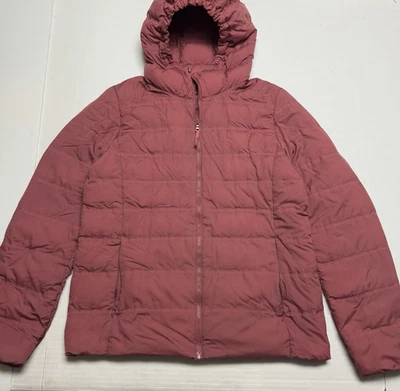 Легкая пуховая парка Uniqlo цвета пыльной розы (приглушенный красный) женский размер: маленький - Изображение 1 из 4
