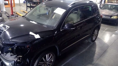 Volkswagen Tiguan 2012 transmisión automática tracción delantera identificación Myy se adapta a 12-17 Foto 1 de 4