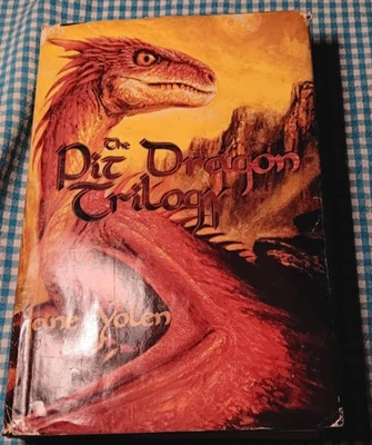The Pit Dragon Trilogy - Hardcover, by Yolen Jane 1998 Foto 1 de 4