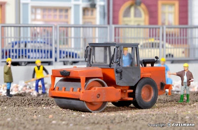 11554 Kibri HO Compressor roller HAMM in assembly kit scale 1:87 - Image 1 of 3