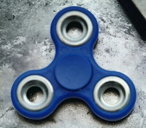 FIDGET SPINNER | Low-cost - Stainless Steel Bearings - Blue 211420 - Picture 1 of 2