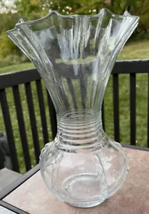Vintage Depression Klarglas Neu Martinsville Radiance gekräuselte Oberseite Vase - Bild 1 von 6