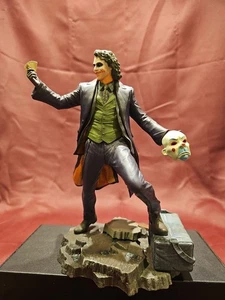 Statua/figura in PVC The Dark Knight JOKER DC Gallery di Diamond Select Toys senza scatola - Foto 1 di 9