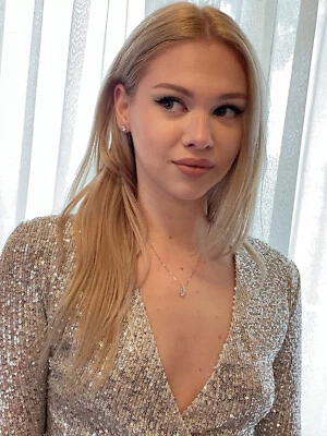 3.5 carat Luxurious Wedding Day Bridal Diamond Heart Shaped Jewelry SET Handmade - Image 1 of 4