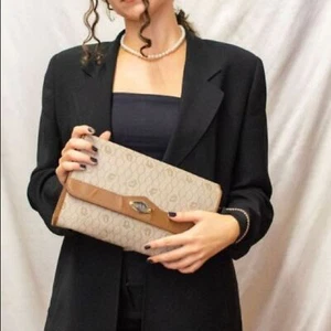 Pochette vintage Dior a nido d'ape con catena - Foto 1 di 14