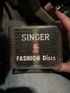Singer Fashion Discs mit Kunststoffkoffer - Bild 1 von 3