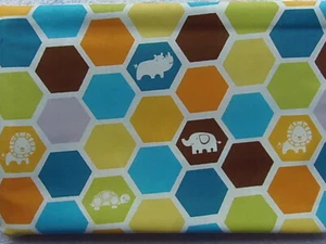 RARO Y FUERA DE STOCK Diseñador Novedad Exclusivo ZOO ANIMAL HEXÁGONOS *100% Algodón FQ* - Imagen 1 de 3