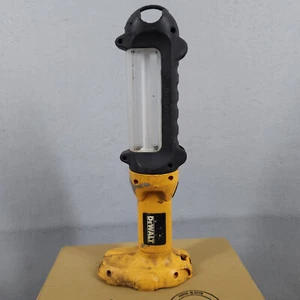 DeWalt DC527 18V Cordless Fluorescent Work Area Light NO BATTERY Tested Working - Picture 1 of 9