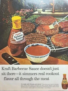 Salsa barbacoa Kraft hamburguesas parrilla patio trasero sabor cocina anuncio impreso vintage 1965 - Imagen 1 de 4