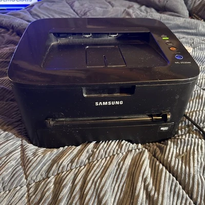 Samsung ML-2525W Wireless (WIFI) Laser Printer Used Only 268 Page count - Image 1 of 4