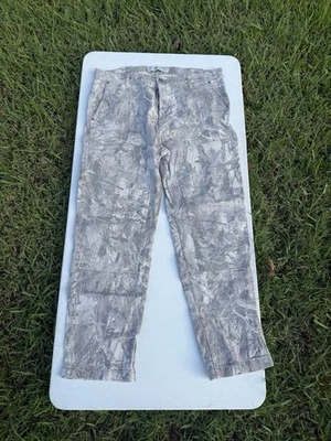 Hollister Loose Carpenter Pants Camo 36x32 - Image 1 of 4