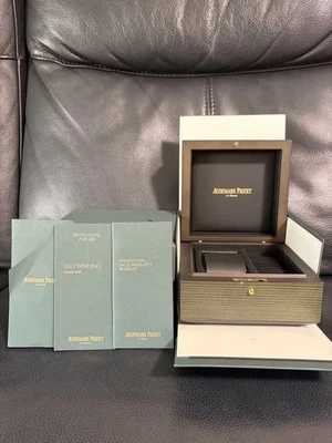 Audemars Piguet Caja de Almacenamiento de Reloj Original Estuche de Madera Verde Usado Japón Foto 1 de 4