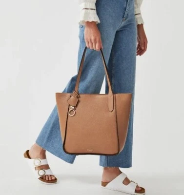 Nuevo con etiquetas Bolso de Mano Radley London PAINTERS MEWS Grande con Cremallera $328 Foto 1 de 4