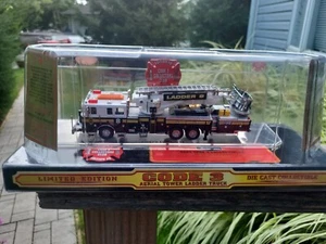 CODE 3 1:64 CHIEF'S EDITION SEAGRAVE 75' AERIALSCOPE TOWER LADDER TRUCK - Picture 1 of 12