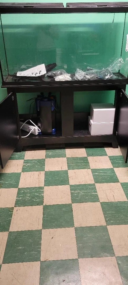 Tanque de peces de 60 gal con soporte para tanque, filtro de bote, calentador, filtro de medios y más Foto 1 de 1