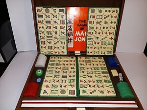 Vintage Mahjong Set 144 Tiles in Tan Attaché Case