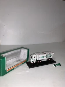 HESS 2013 MINATURE TRUCK AND RACERS - Picture 1 of 5