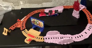 Ashima’s Hilly Adventure-Thomas Friends Motorized Battery Toy Train Set WORKING! - Picture 1 of 7