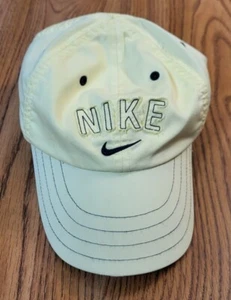 Nike Yellow Featherlight Adjustable Hat Cap Men Women Running Golf Tennis - Picture 1 of 8