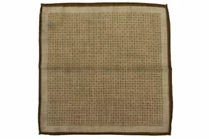Battisti Pocket Square Patrón geométrico marrón claro con lana beige y pura - Imagen 1 de 3
