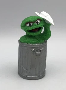 Figura de PVC de aplausos OSCAR GROUCH avión de papel calle sésamo adorno de pastel - Imagen 1 de 3