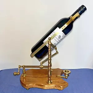 Dispositivo de vertido jarra de vino MCM manivela mecánica cuna de decantación de latón vintage - Imagen 1 de 19