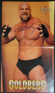 GOLDBERG / Madusa Doble Mano FIRMADO Mag Pinup Póster Foto JSA Autenticidad WCW WWE - Imagen 1 de 5