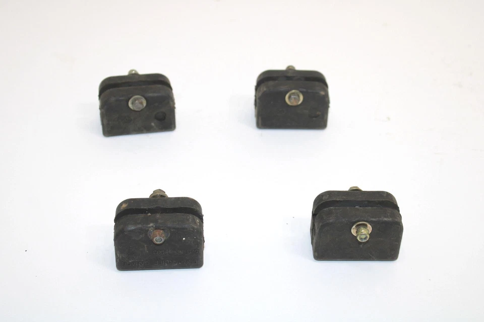 Juego de 4 parachoques de riel de suspensión trasera Ski-doo OEM con pernos 570063000 Q4749 Foto 1 de 4