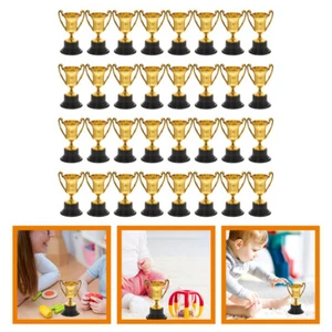 32 Stck. Mini Trophäe Spielzeug Kind klein Klassenzimmer Auszeichnungen Pokale Kinder Party Gefallen - Bild 1 von 12