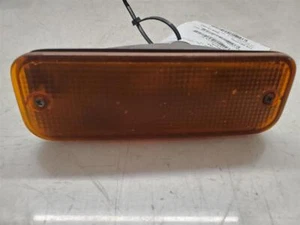 Toyota Corolla, Driver Corner/Park Light Bumper Mounted, 1988-1993, 81761-16020 - Picture 1 of 12