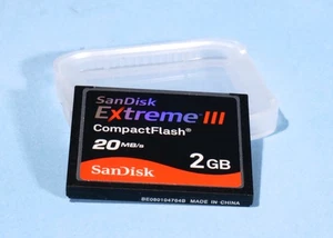 SanDisk Extreme III 2GB 20MB/s Compact Flash Card * Excellent - Picture 1 of 1