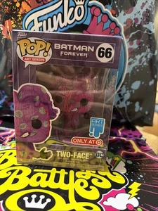 Funko Pop 66 Batman Forever 2 Face Art Series Target Exclusive Dc Comics TwoFace - Bild 1 von 3