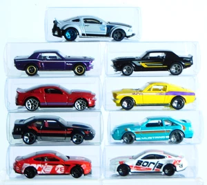 Hot Wheels & Matchbox "Ford Mustang" lose mit PVC-Hüllen - 9 Stück. - Bild 1 von 19