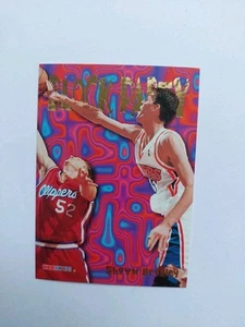NBA - 1995-96 NBA Hoops - Shawn BRADLEY - Block Party Card#19 New Jersey Nets - Picture 1 of 2