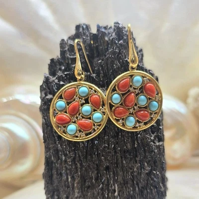 Orecchini in corallo e turchese in argento 925 placcato oro con zirconi - Immagine 1 di 4