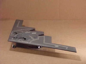 EDITIONS ATLAS #4675102 1/200 B-2A Stealth Bomber Spirit of Missouri READ - Picture 1 of 7