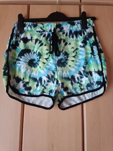 Schöne kurze Hose /Shorts Gr.L mit  Gummizug von Shein - sehr gut erhalten - Bild 1 von 3