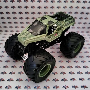 SOLDIER OF FORTUNE Spin Master Monster Jam Truck 1/64 ARMY GREEN - Picture 1 of 4