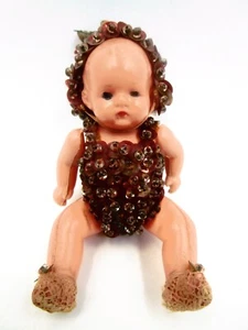Muñeca bebé con extremidades dobladas de celuloide de 3,5" ropa de lentejuelas vestida, adorno de alas de ángel - Imagen 1 de 8