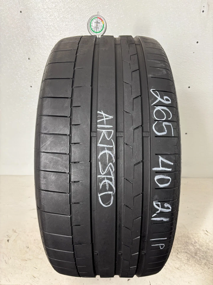 1 Tire 265 40 21 Continental Sport Contact 6 Star (7.00/32 = 77% Tread Left) Foto 1 de 4