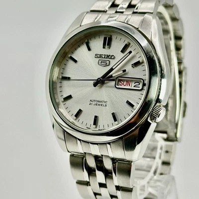 SEIKO 5 7S26-01V0 SNK355 Silver Automatic Day  Men's Watch Fast Shipping - image 1 of 4