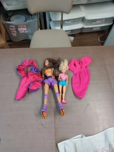 barbie Lot 2 - Picture 1 of 8