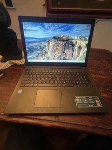 Notebook Portatile Pc Asus X553M ssd 256 gb 8gb ram  win 11 - Foto 1 di 7